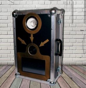 Kompakte Fotobox für coole Fotos auf deiner Feier mieten.